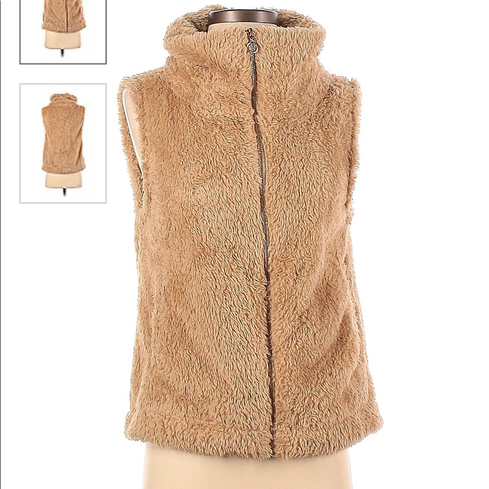 Faux fer woman vest.